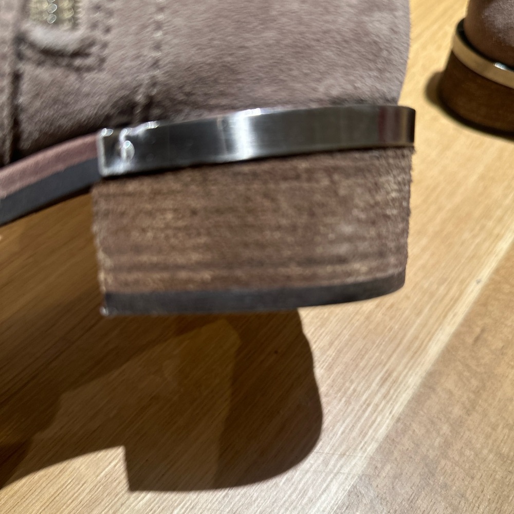 Women’s Vince Camuto Booties - Picture 8 of 9